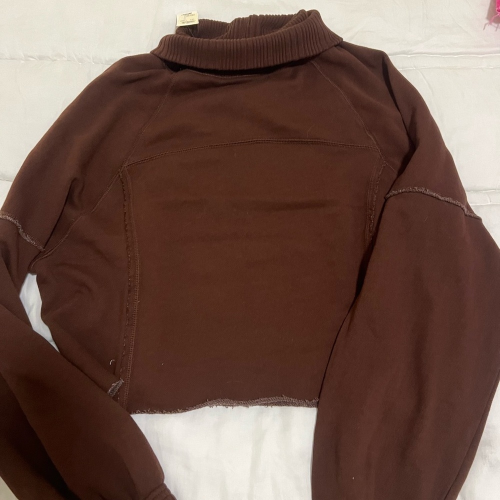 Brown Turtleneck Cropped Sweater